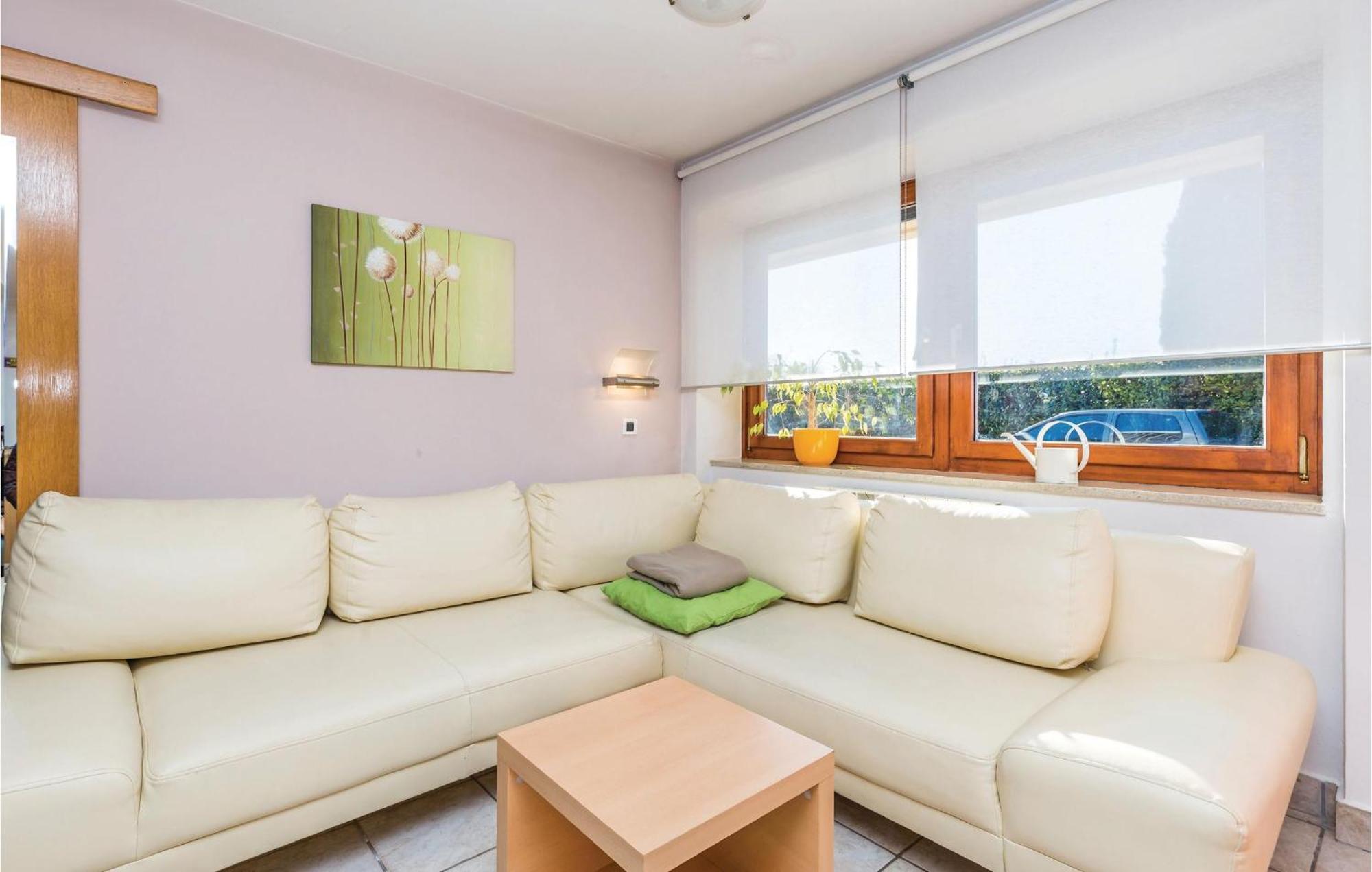 Stunning Apartment In Rijeka With 1 Bedrooms And Wifi מראה חיצוני תמונה
