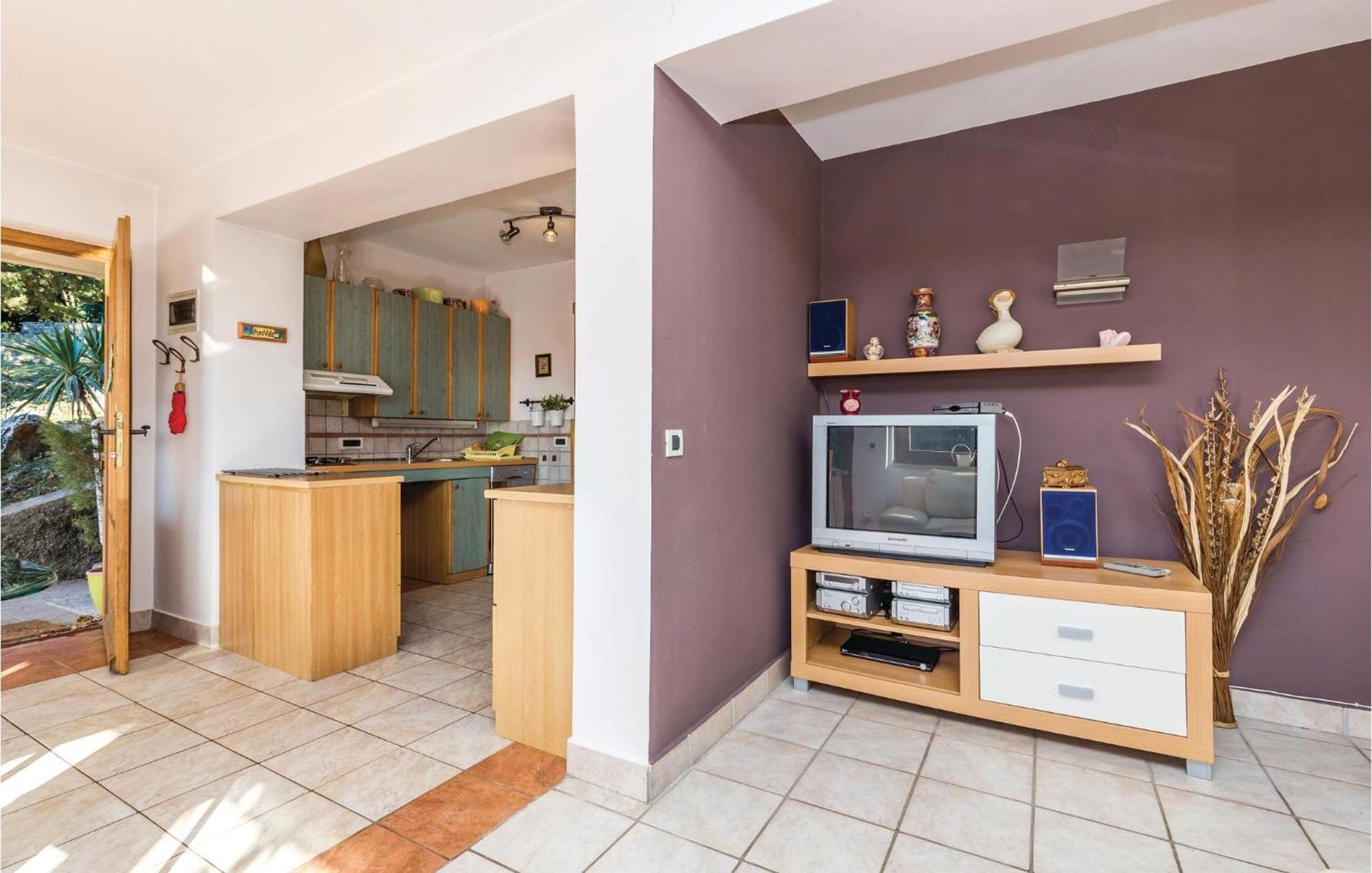 Stunning Apartment In Rijeka With 1 Bedrooms And Wifi מראה חיצוני תמונה