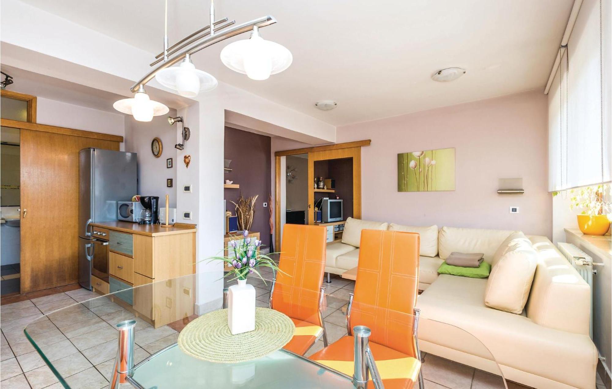 Stunning Apartment In Rijeka With 1 Bedrooms And Wifi מראה חיצוני תמונה