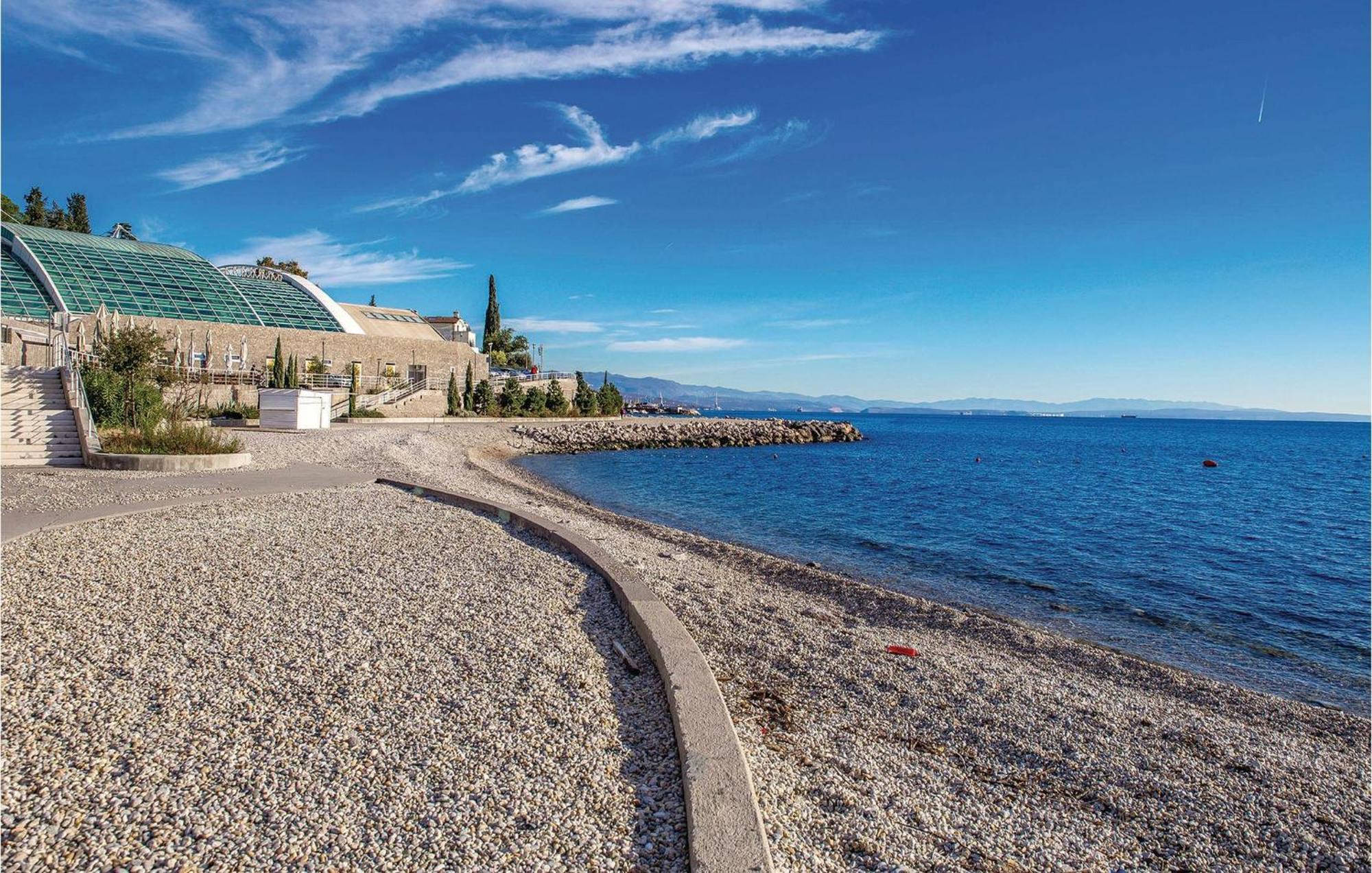 Stunning Apartment In Rijeka With 1 Bedrooms And Wifi מראה חיצוני תמונה