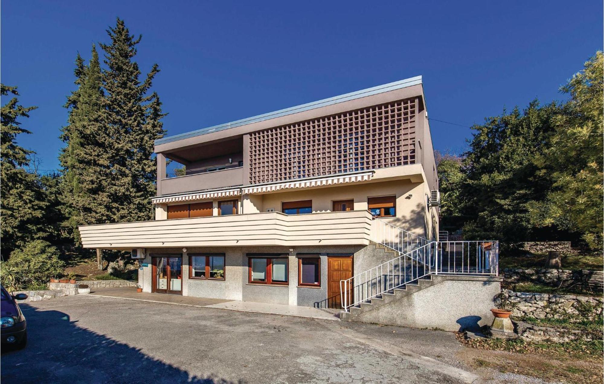 Stunning Apartment In Rijeka With 1 Bedrooms And Wifi מראה חיצוני תמונה